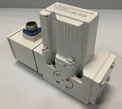 USED MOOG D661-5009