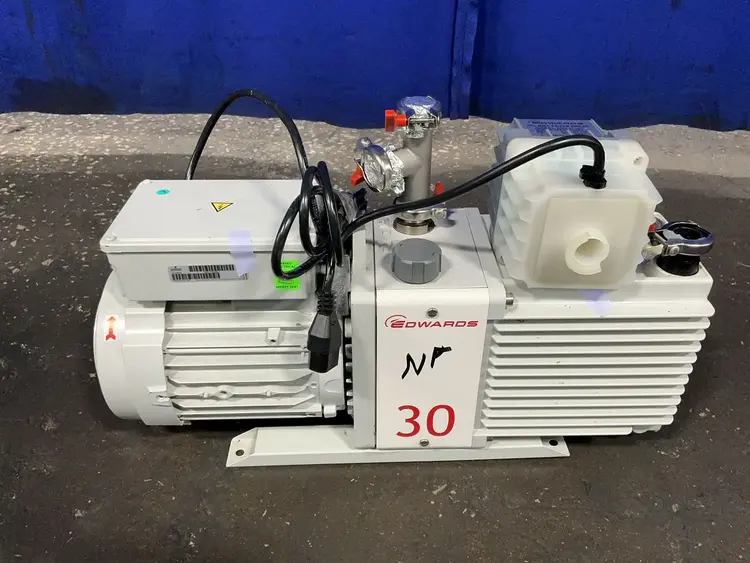 Used EDWARDS E2M30 Pumps Ohio US | HGR 24 #1404812