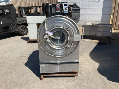 UniMac industrial/commercial washer model no. UW50S2AU1, 208-240 volt three phase electric, working ...