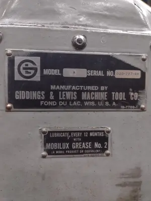 50 TAPER GIDDINGS & LEWIS RIGHT ANGLE BORING HEAD, OFF 5" SPINDLE MILL: YOBRO #24743