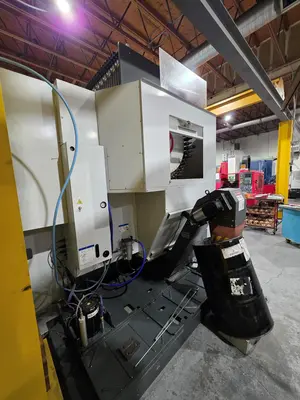 2022 HAAS UMC-1000 Universal Machining Centers | Machinery Network (10)