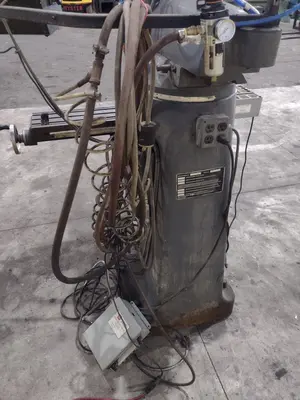 2 HP DOALL MODEL @PM-200V RAM TYPE VERTICAL MILL WITH POWER FEED & DRO: STOCK #22880