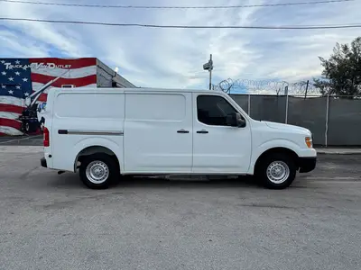 Used 2017 NISSAN NV 2500 Vans Florida US | Truck and Van Outlet #1509204