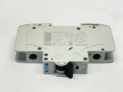 FAZ-C4/1-NA-L-SP | Eaton  Circuit Breaker 1-Pole 4A 240V - Used