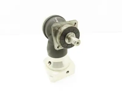 Neugart WPLN070-004-SSSB3AE-Z19/40/95/115/B5/M8 Right Angle Gearbox 4:1 Reducer