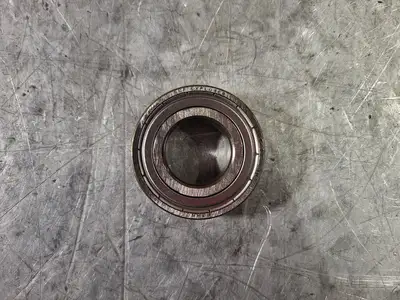 NEW SKF 6205-2Z/C3HT
