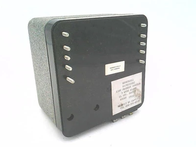 Honeywell R4795D1002 Flame Safety [New]