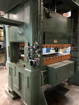 Used 1996 NIAGARA NIAGARA BP2-250-72-36 PRESS Straight Side Presses | Alma Machinery #898788