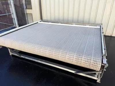 NERCON Bi-Directional Accumulation Table, Stainless Steel 9' Wide x 8' Long