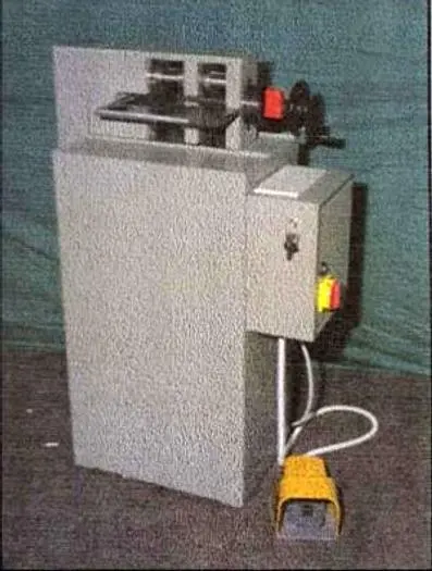 NEW TVN Mod. CR/9 Registable shearing machine, 1,5mm thickness