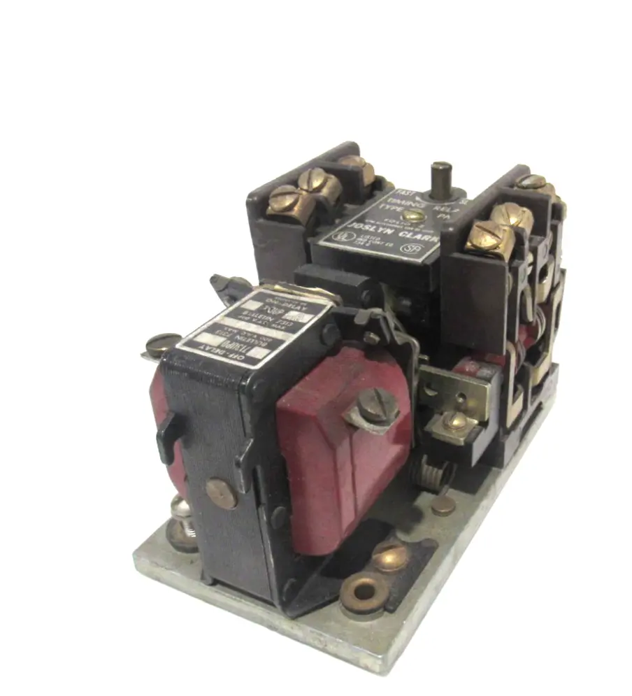 USED JOSLYN CLARK 713UPD TIMING RELAY
