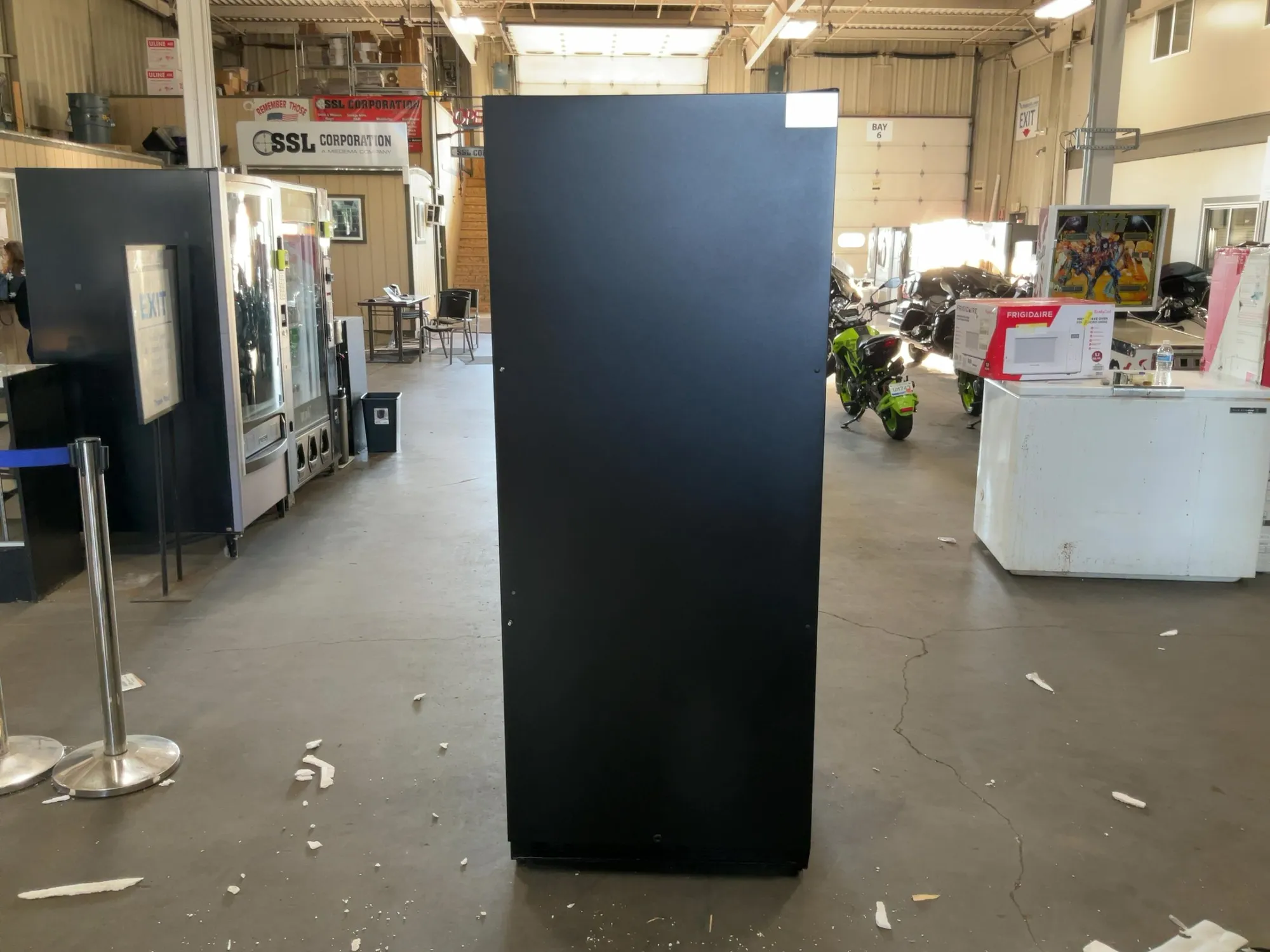 Used VINOTEMP EL-300GFEBRR Bottle Coolers Michigan US | Miedema Asset Management Group #1437307
