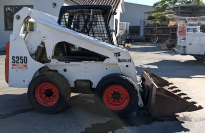BOBCAT S250 Wheel Loaders | Alan Ross Machinery (1)