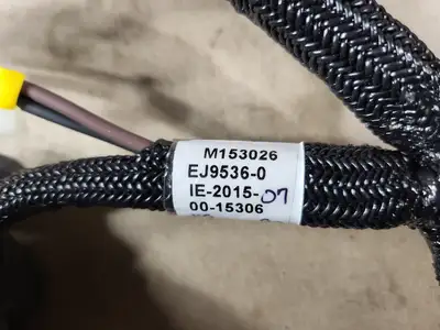 NEW KOMATSU EJ9536