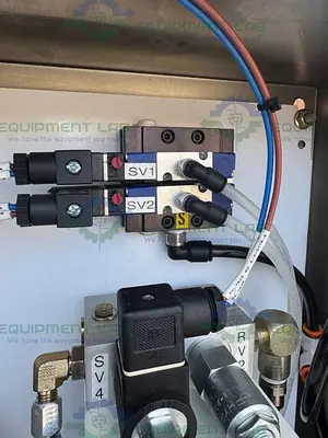 USED INTERFACE DEVICES H030/30 INTENSIFIER PUMP W/ 20"X 9" X 24" ENCLOSURE