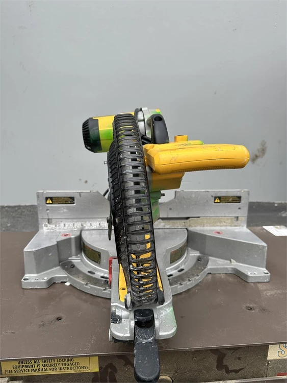 Used 2015 DEWALT "DWS780" Miter Saws California US | MachineryMax #1373244