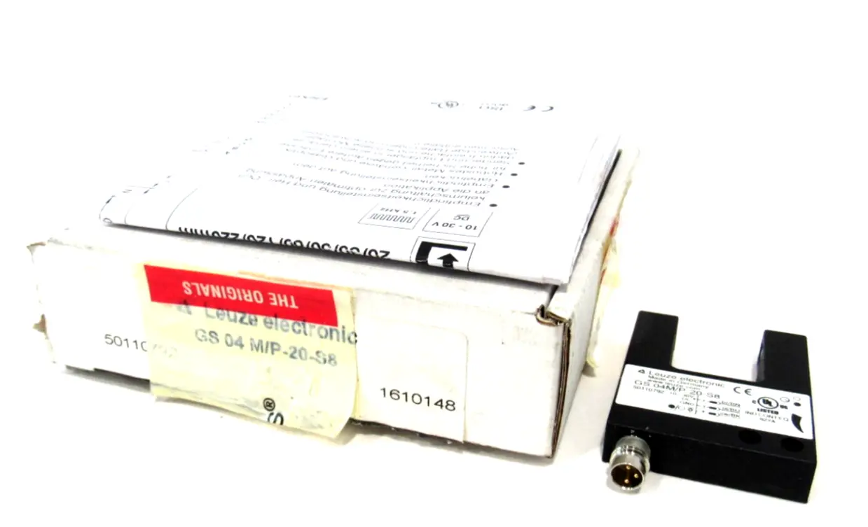 NEW LEUZE GS 04M/P-20-S8 PHOTOELECTRIC SENSOR GS04MP20S8