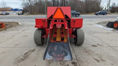 USED 2016 MASSEY FERGUSON 1840