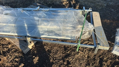 GALVANIZED CORRUGATED STEEL SHEET Few Damaged