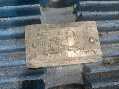 BLACK CLAWSON 60 X 72 HYDRAULIC ROLL SPLITTER – NEW 1983
