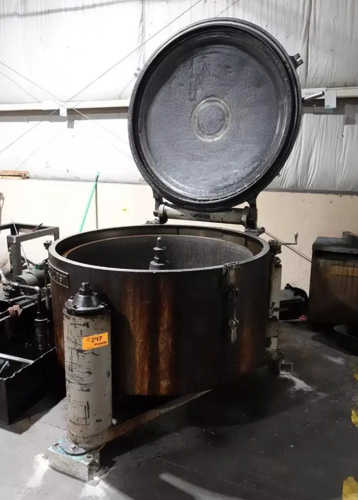 48" WIDE TOLHURST MODEL #48 CHIP SPINNER & OIL SEPARATING CENTRIFUGE : YOBRO #25010