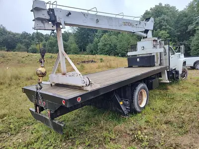 Used NATIONAL 446 FLATBED TRUCK CRANE Truck-Mounted Cranes California US | East West Machinery & Drilling #1417509