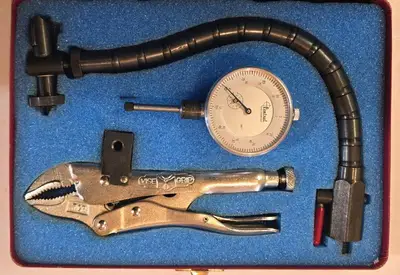 G - Central Tool Company Automotive Engine Gauge Set in Case