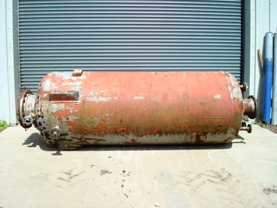 2450 L M/S R/Ld Vertical Pressure Vessel