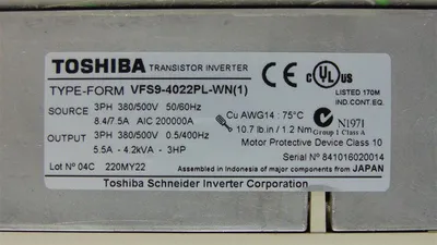 Toshiba VFS9-4022PL-WN Transistor Inverter Drive 4.2 kVA 3 HP 380/500V Used