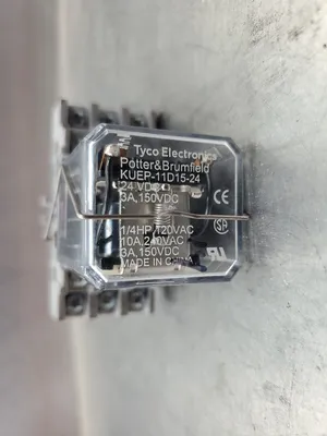 Potter & Brumfield KUEP-11D15-24 Relay 24VAC w/Tyco 27E893 Base. 4D