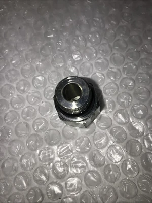 ** NEW (LOT OF 38) CONNECTOR REDUCER 3/8"X 1/4" R I 3/8 EDX 1/4A3C Fast Shipp#