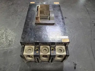 400 Amp, 3 Pole Circuit Breaker