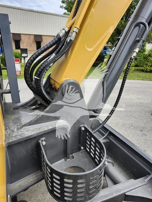 USED 2024 XCMG XE60