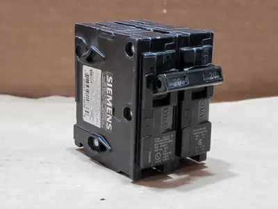 USED SIEMENS Q220