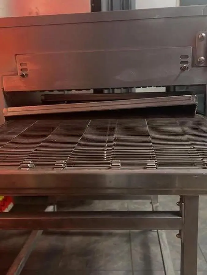 Lincoln 1116-000-U 56” Gas Impinger Conveyor Oven - Natural GasLincoln 1116-000-U 56” Gas Impinger Conveyor Oven - Natural Gas