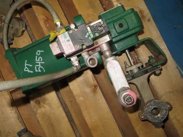 USED Fisher V100