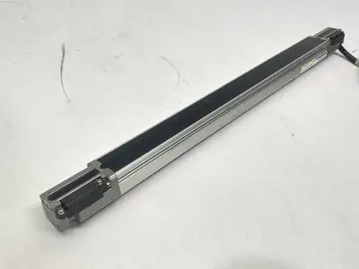 USED KEYENCE SL-V39F-T, SL-V39F-R, SL-VP7P