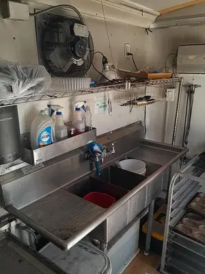 Used 2000 MORGAN 14' FOODTRAILER _UNKNOWN_ Concession Trailers Tennessee US | BAKE Marketing #1370142