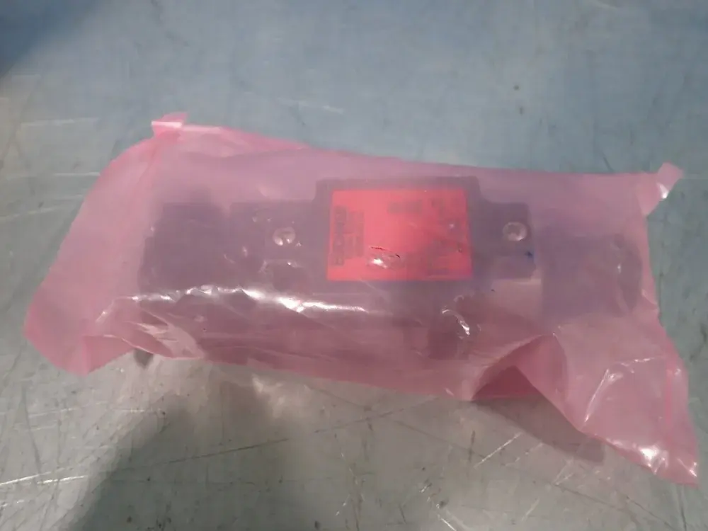 New | in-Stock EUCHNER NZ1HS3131M Relays & Switches | HGR 24 #739327