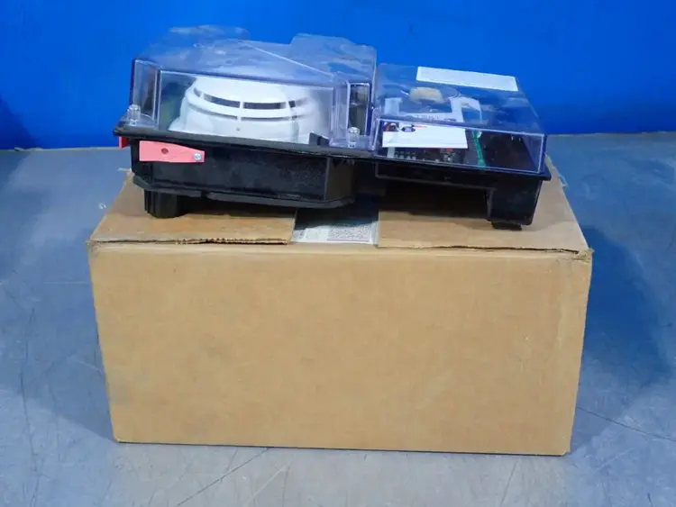 Used SIMPLEX 40989687 Enclosures Ohio US | HGR 24 #1150493