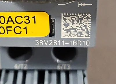 Siemens 3RV2811-1BD10 Circuit Breaker. 4E-21