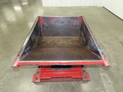 McCullough Wright Self Dumping Hopper 1/4" Yard 4000lb 2 Ton 7 Gauge Bin