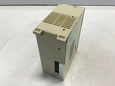 USED OMRON C200HW-PA204