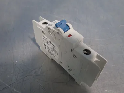 NEW ALLEN BRADLEY 1489M1C020