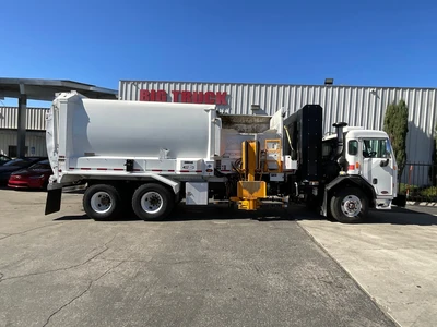 Used 2018 PETERBILT 520 Garbage trucks California US | Big Truck & Equipment #1412196
