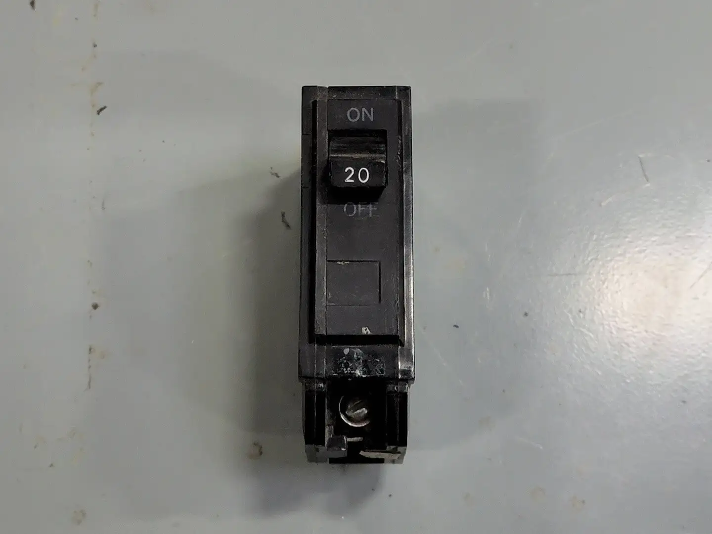 20 Amp, 1 Pole, 120/240 volts Circuit Breaker