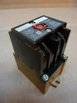 USED ALLEN BRADLEY 700-P200A1 SER A