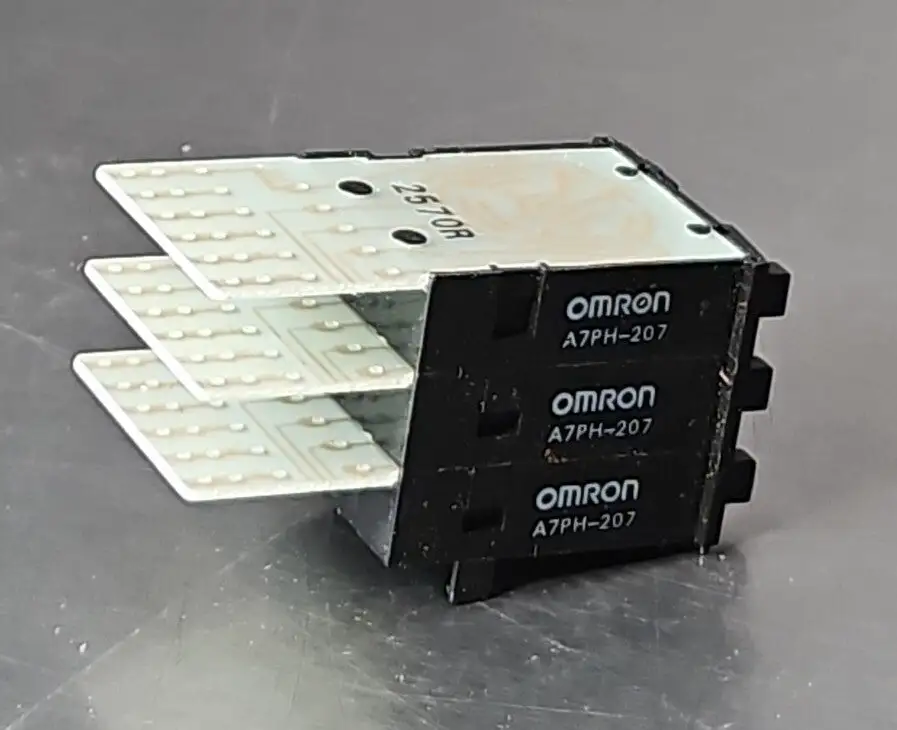 USED Omron A7PH-207
