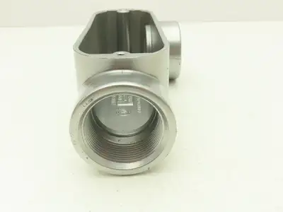 Hubbell OLL-5 LL Conduit Body Connector Size 1-1/2" 3-#1/0 AWG Lot of 5