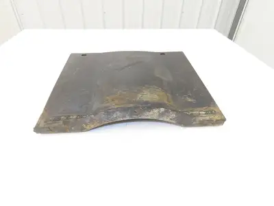 Yale Operator Center Plastic Cover Kick Plate Off ESC030FAN36TE094 Forklift